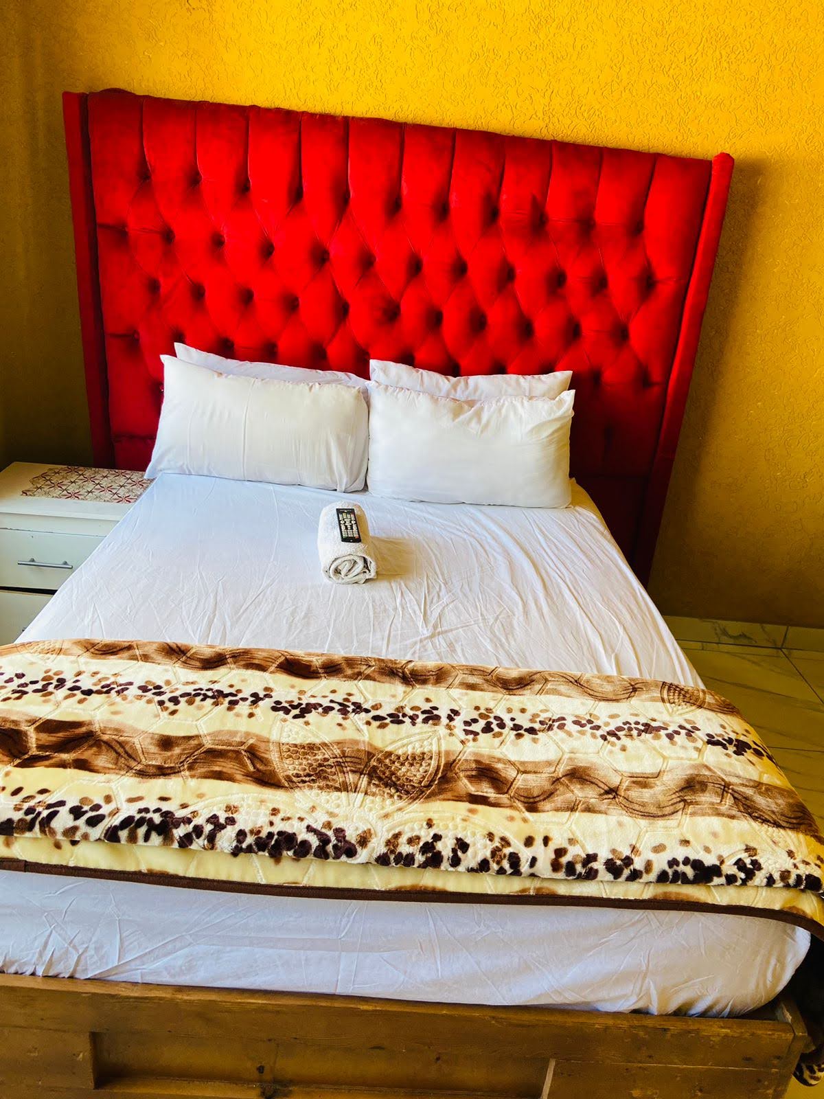 Another Guest Room